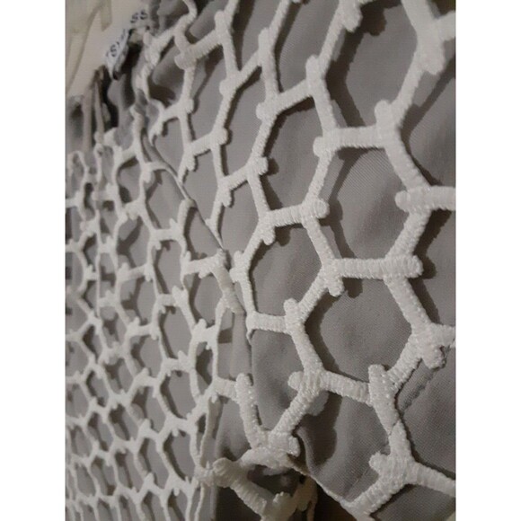 Betsy Moss Size S Gray Knit Geometric White Mesh Overlay Dress Orig $245 - Picture 5 of 11